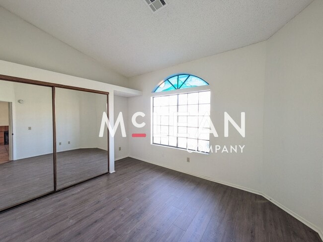 Building Photo - Charming 3-Bedroom Home for Lease in Cathe...