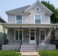 Building Photo - 924 High St