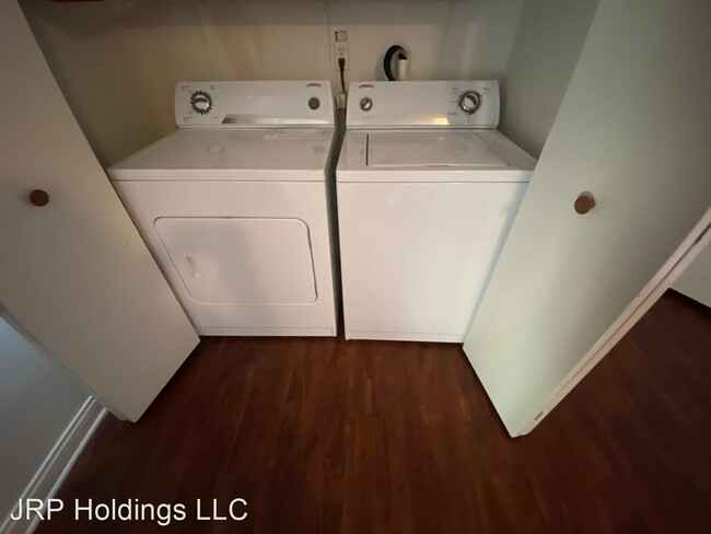 Building Photo - 2 br, 1 bath House - 1510 W. Wallen Rd