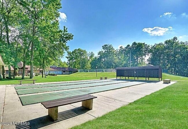 Building Photo - 240 Medford Ct