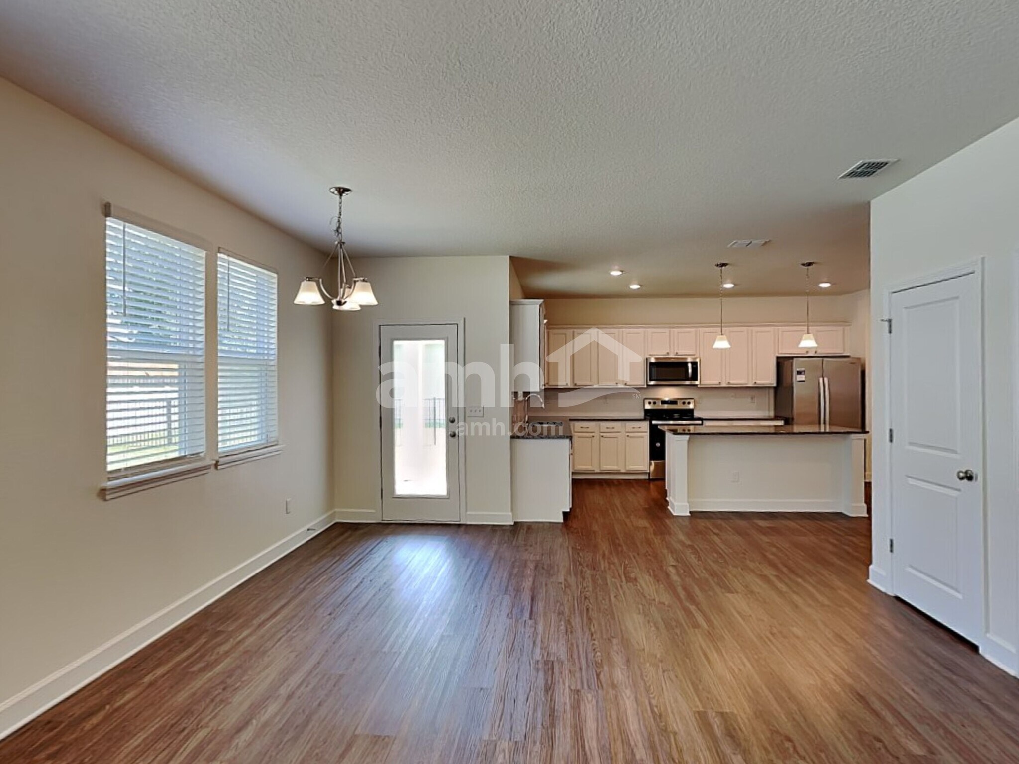 Building Photo - 105 Moultrie Crossing Ln