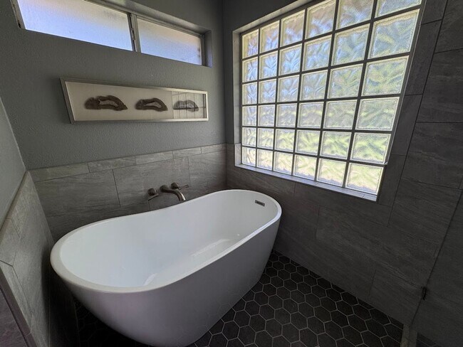 Building Photo - 3-Bedroom House for Rent in Harker  Heights