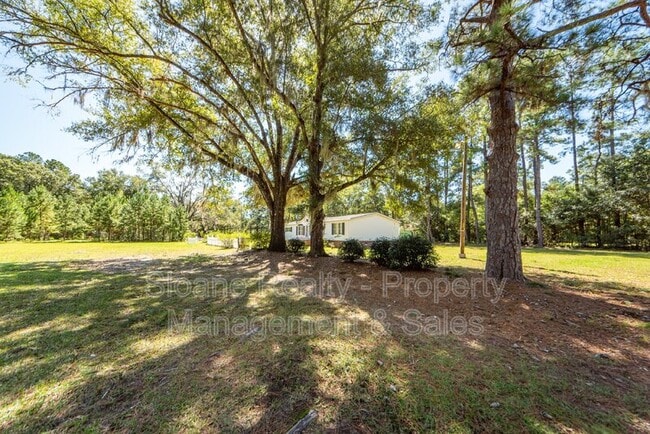 Building Photo - 3244 Thompson Heyward Dr