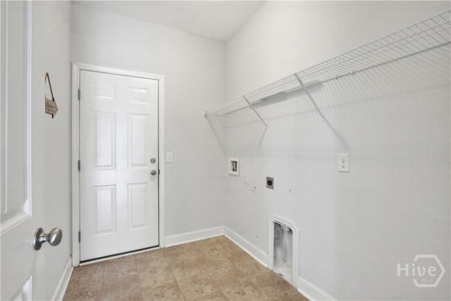 Building Photo - 289 Timberland Cir