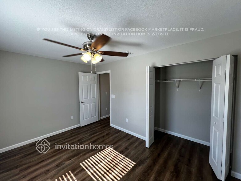 Building Photo - 4604 NW Bighorn Ave