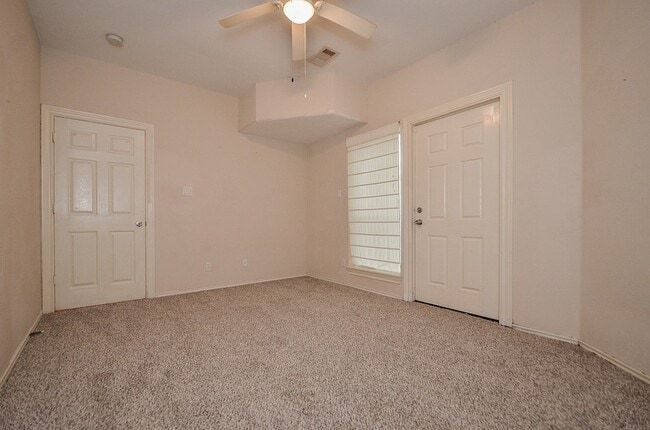 Building Photo - 1610 Holman St