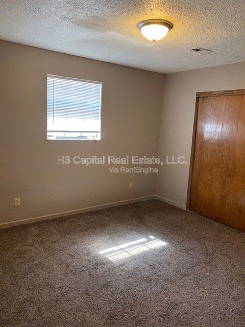 Building Photo - 2 Georgetown Dr