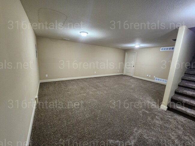 Building Photo - 5286 N Lycee St