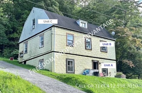 Building Photo - 1943 Broadway Ave