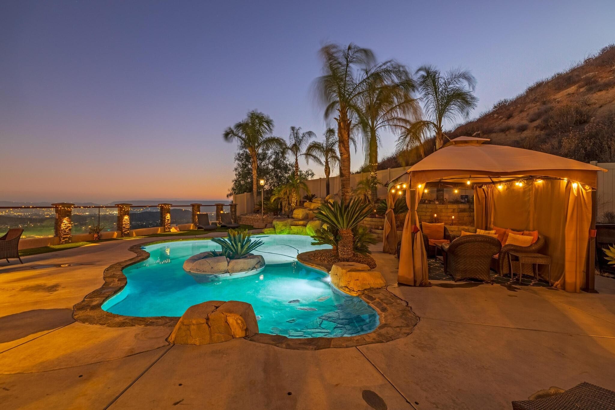 Building Photo - 27495 Linnel Ln