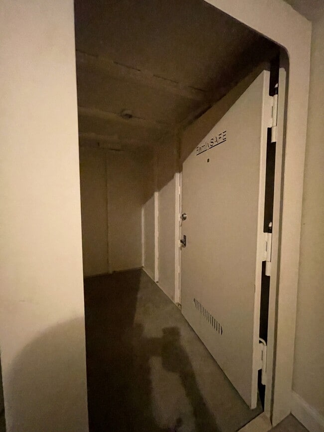 Building Photo - 57 NW Moore Farm Cir