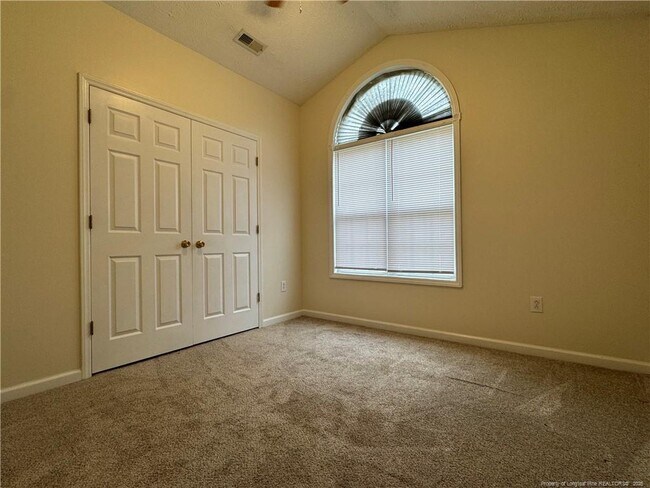 Building Photo - 188 Independence Dr