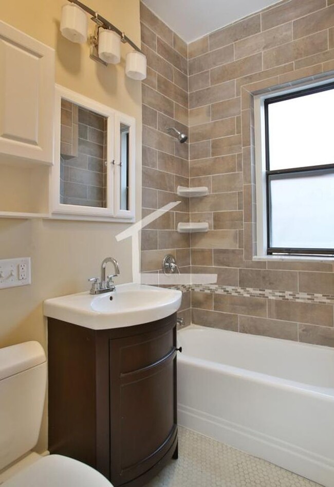 Building Photo - Two Bedrooms, No Livingroom, Gut Renovated...