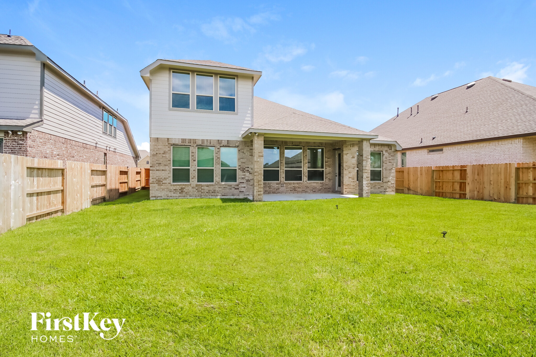 Building Photo - 9451 Vis Fls Trce