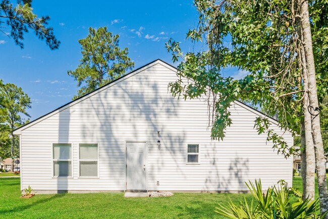 Building Photo - 109 Amber Mill Cir