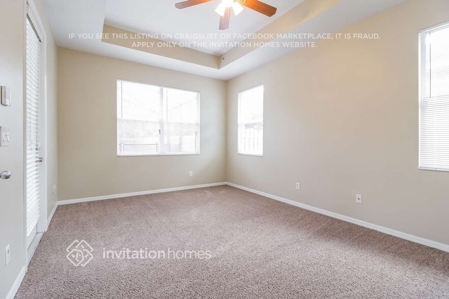 Building Photo - 8571 Lake Windham Ave