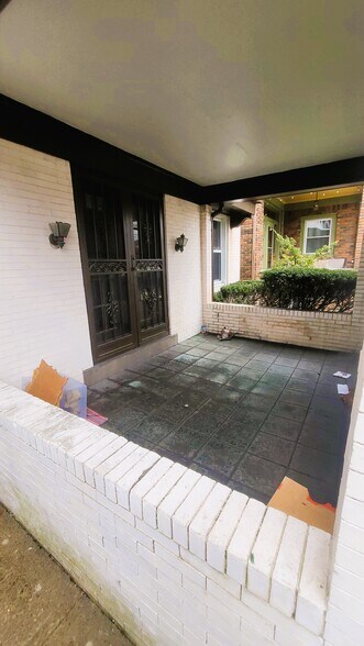 Building Photo - 6941 Meade St