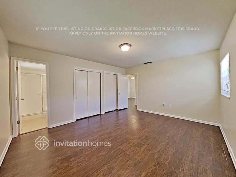 Building Photo - 510 Julie Ln