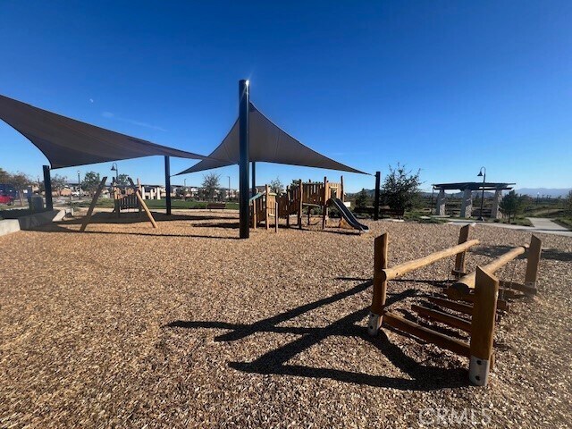 Building Photo - 4235 E Rincon St