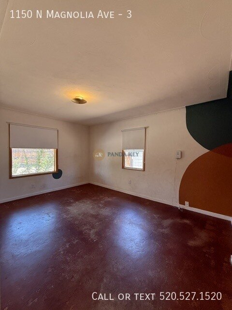 Building Photo - 1150 N Magnolia Ave