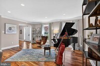 Building Photo - 2208 Halter Ln