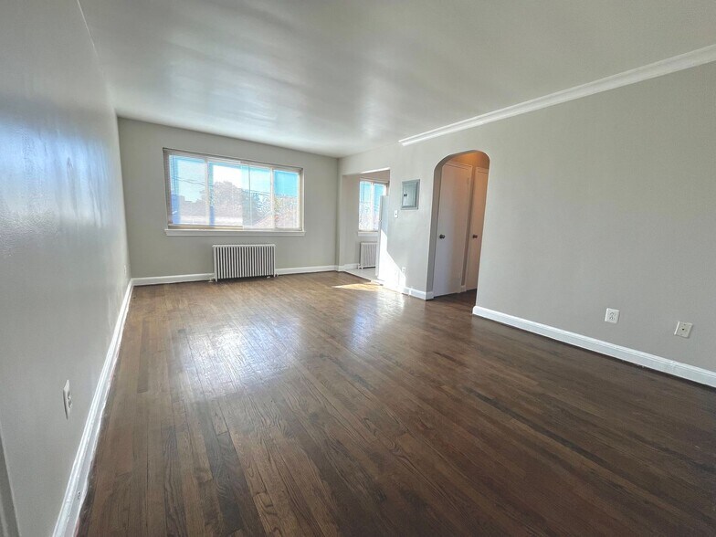 Building Photo - 1311 Madison St NW