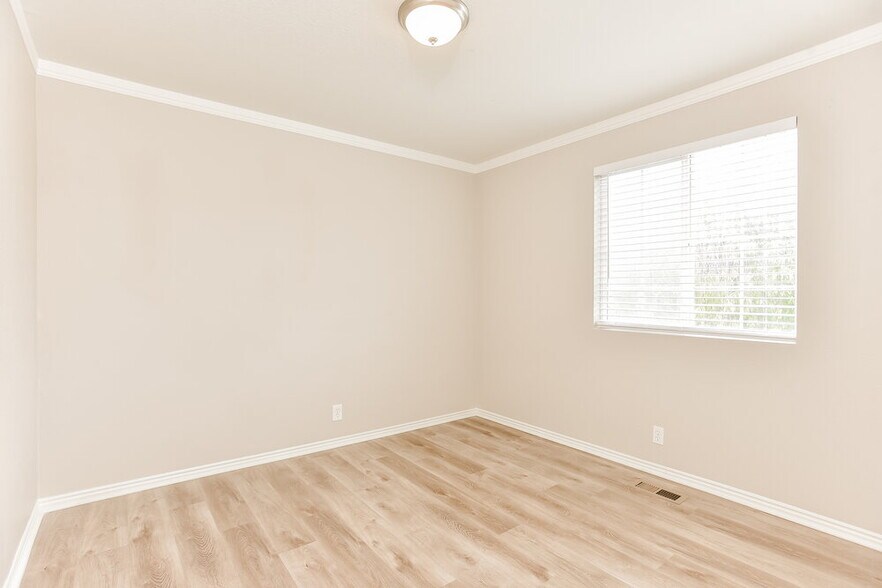 Building Photo - 4492 Ripple Dr