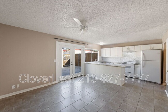 Building Photo - 6605 Spring Hurst Dr