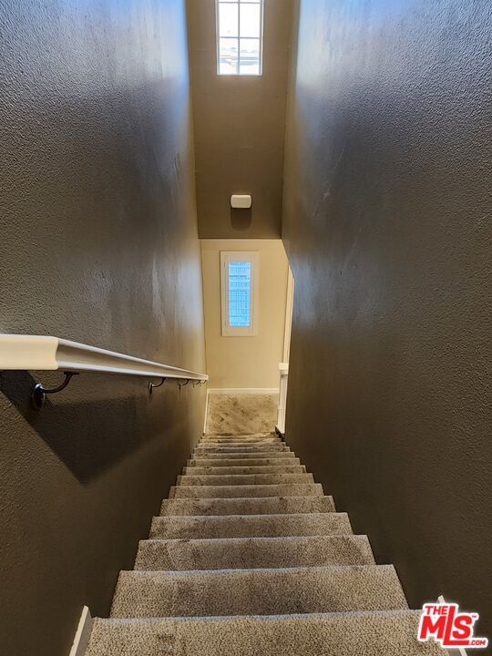 Building Photo - 28729 Jardineras Dr