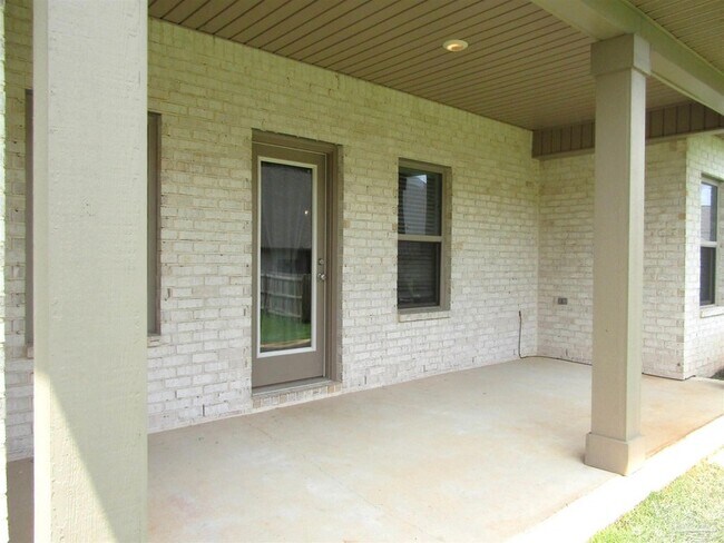 Building Photo - 713 Brambling Ct
