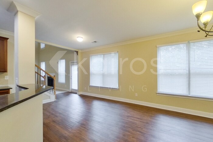 Building Photo - 912 Golden Bell Ln