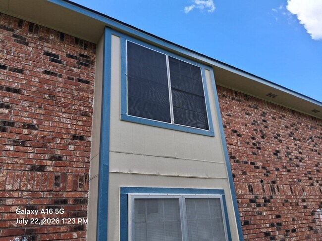 Building Photo - 8240 Ned Ave