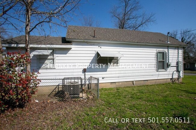Building Photo - 1321 W 21st St