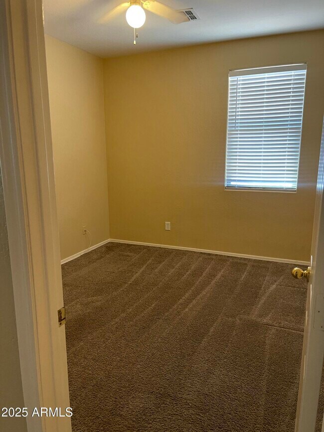 Building Photo - 24845 W Dove Trail