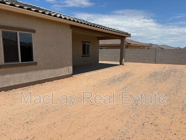 Building Photo - 675 N Crowned Dove Trail