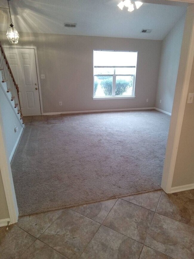 Building Photo - Great Home Close To Historical Downtown Matthews!