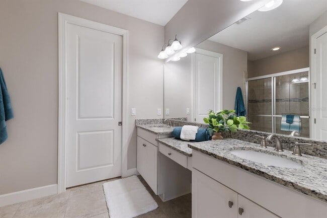 Building Photo - 8720 Bellussi Dr