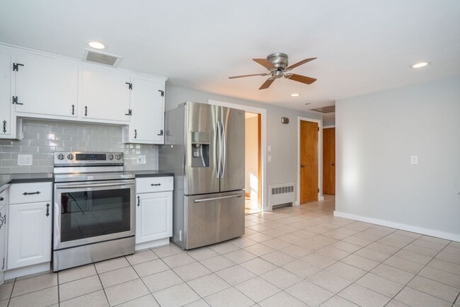 Building Photo - The Westgate Ranch