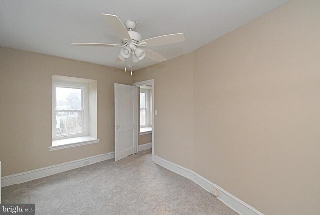 Building Photo - 232 Morgan St