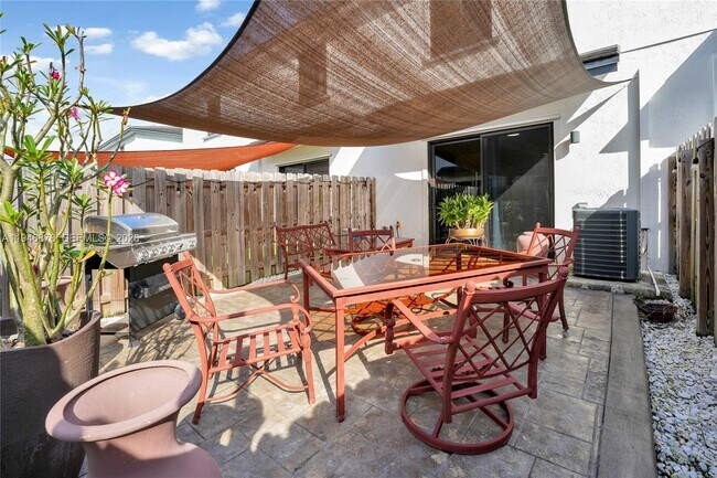 Building Photo - 23302 SW 110th Ave