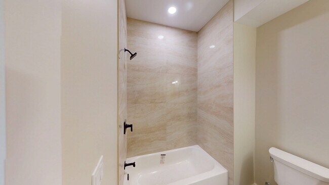 Building Photo - 24 Mt Pleasant St