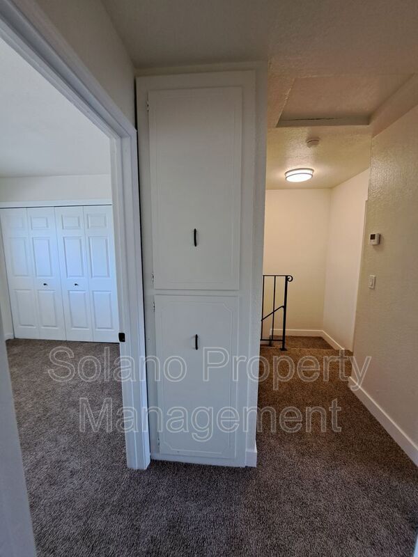 Building Photo - 145 Del Rey Ct