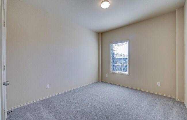 Building Photo - 5206 Westwood Pines Dr