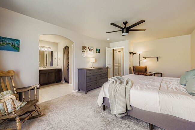 Building Photo - 7615 Red Fir Pt