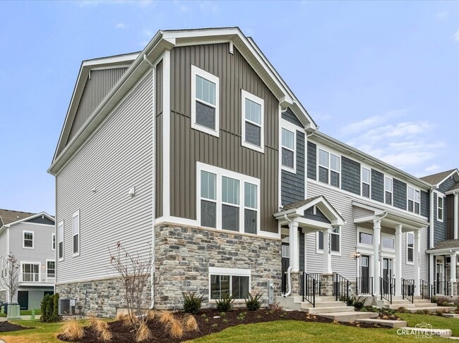 Primary Photo - 25656 W Yorkshire Dr