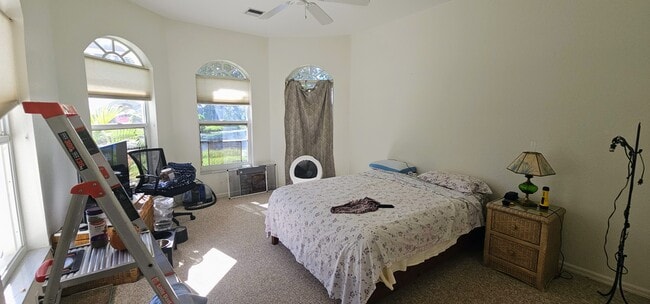 Building Photo - 1152 Deardon Dr