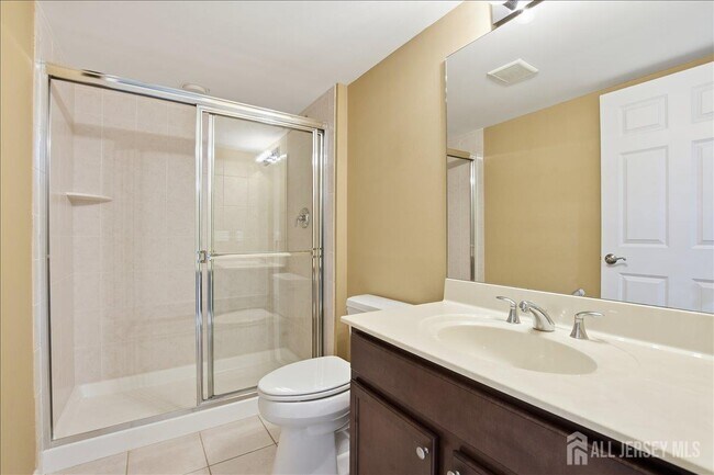 Building Photo - 86 Davinci Dr