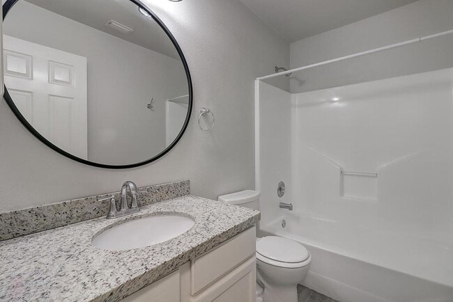 Building Photo - 7605 Cougar Dr