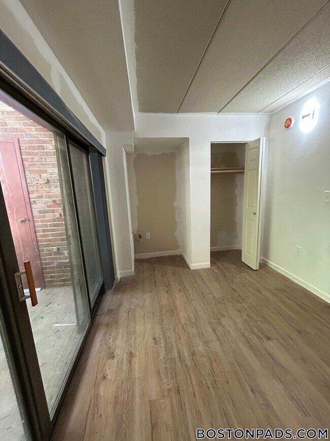 Building Photo - 30 Normandy Ave