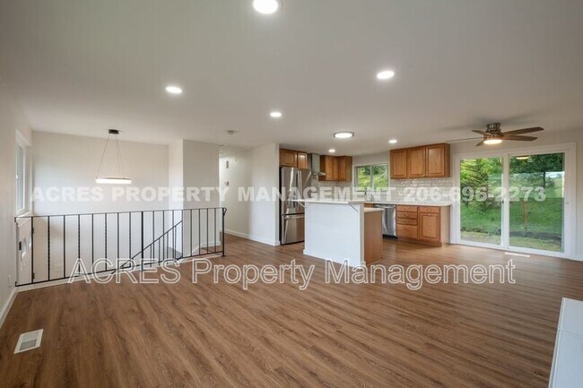 Building Photo - 21222 15th Ave S